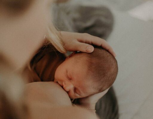 Protesis mamarias durante la lactancia